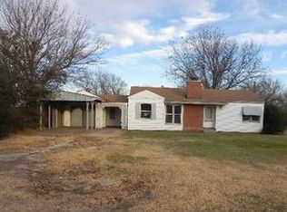1601 S Oakwood Rd, Enid, OK 73703