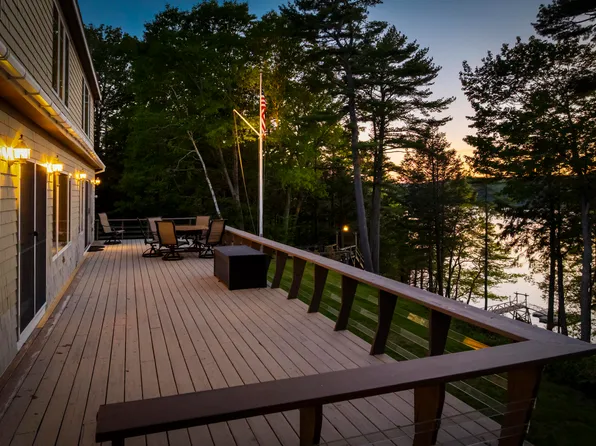 43 Woodward Farm Road, Bristol, ME 04539