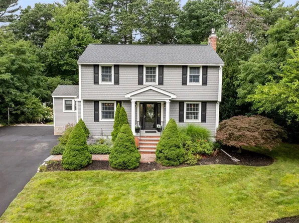 51 Donald Rd, Burlington, MA 01803