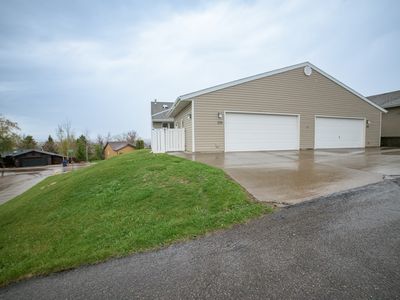 334 Heather Ln, Great Falls, MT, 59405