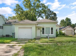313 E Pembroke St, Tuscola, IL 61953