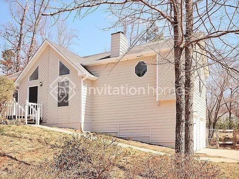 911 Lebanon Pl