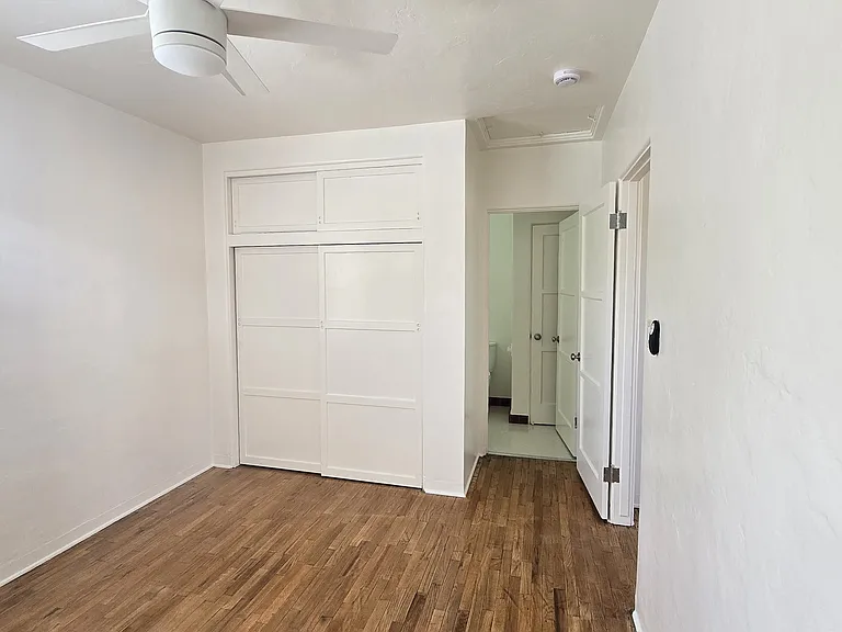 3714 Ingraham St #3714 — Photo 7