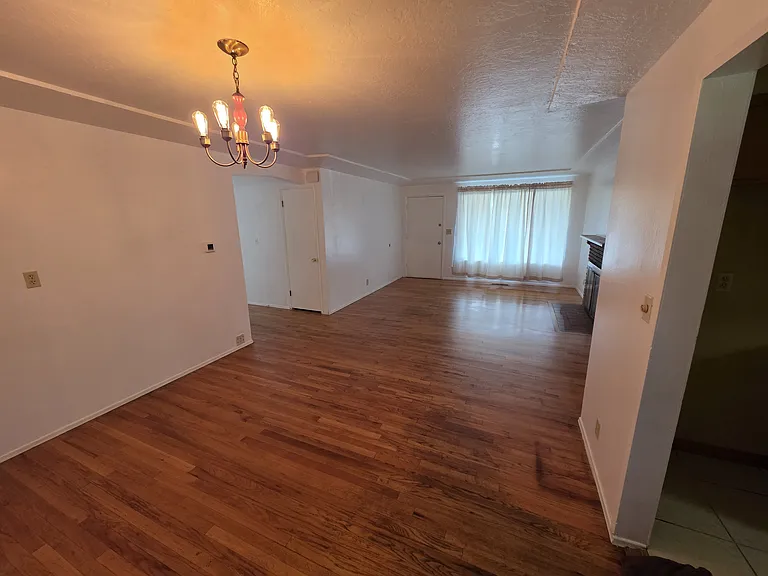 108 NE 143rd Ave — Photo 4