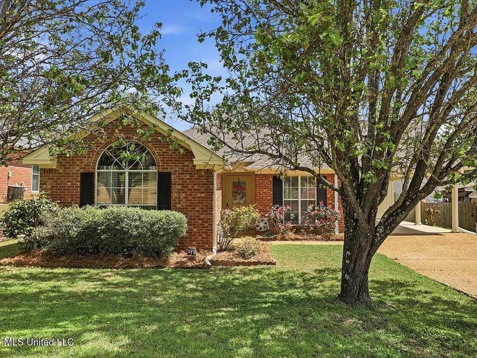 1st image of 1021 Craig Cir