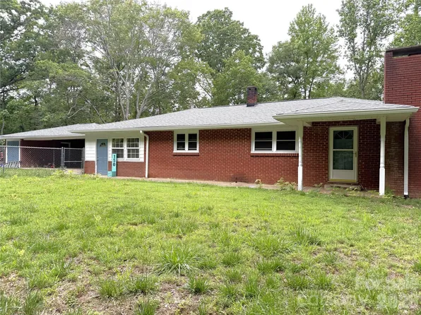 150 Cowan Ln, Tryon, NC 28782