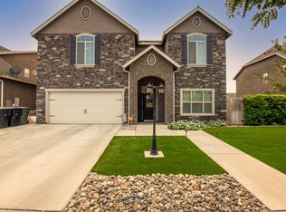 1945 W Crystal Ave, Visalia, CA 93291