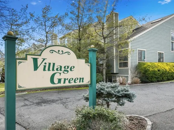 27 Village Green, Port Chester, NY 10573