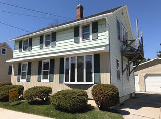 1014 17th St, Two Rivers, WI 54241