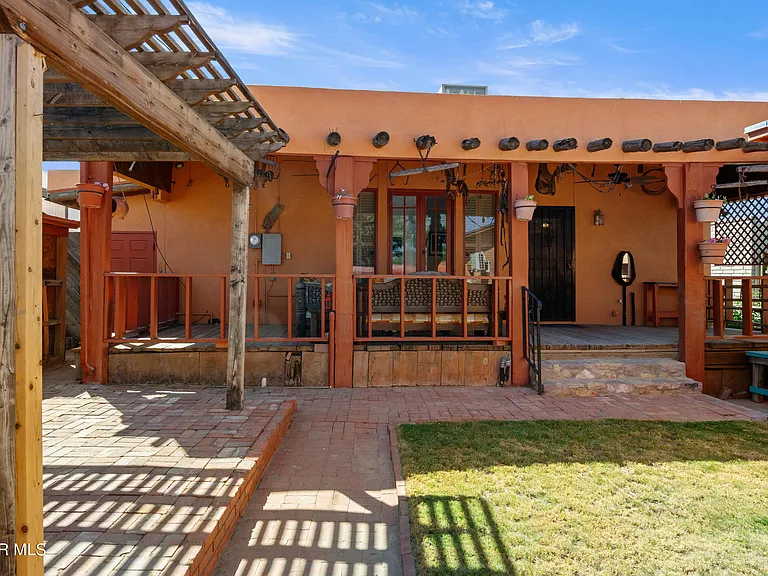 515 Gregory Ave — Photo 37