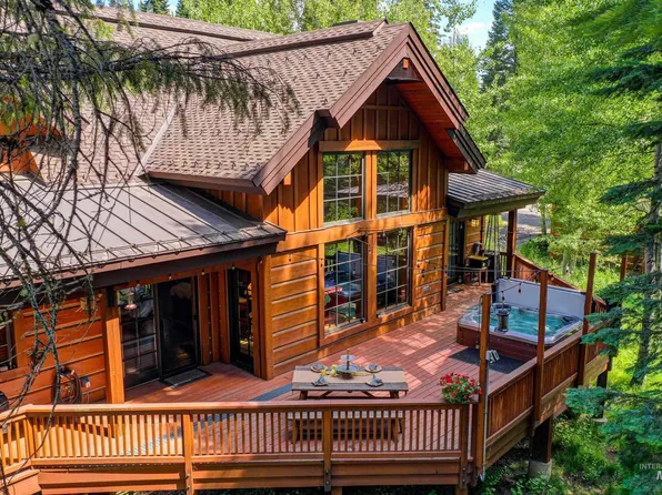 41 Twin Creek Ct, Donnelly, ID 83615
