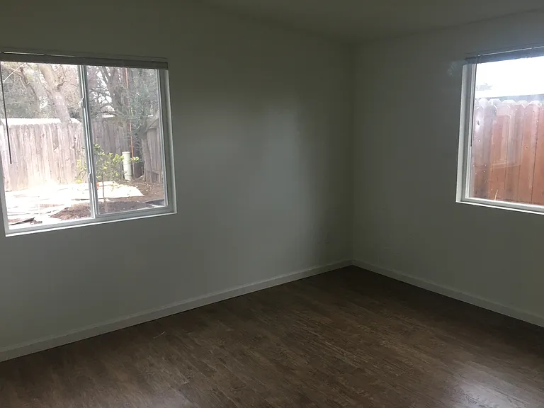 1817 Pomona Dr — Photo 6
