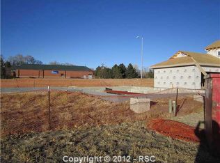 1604 Lewis Ridge Vw, Colorado Springs, CO 80907