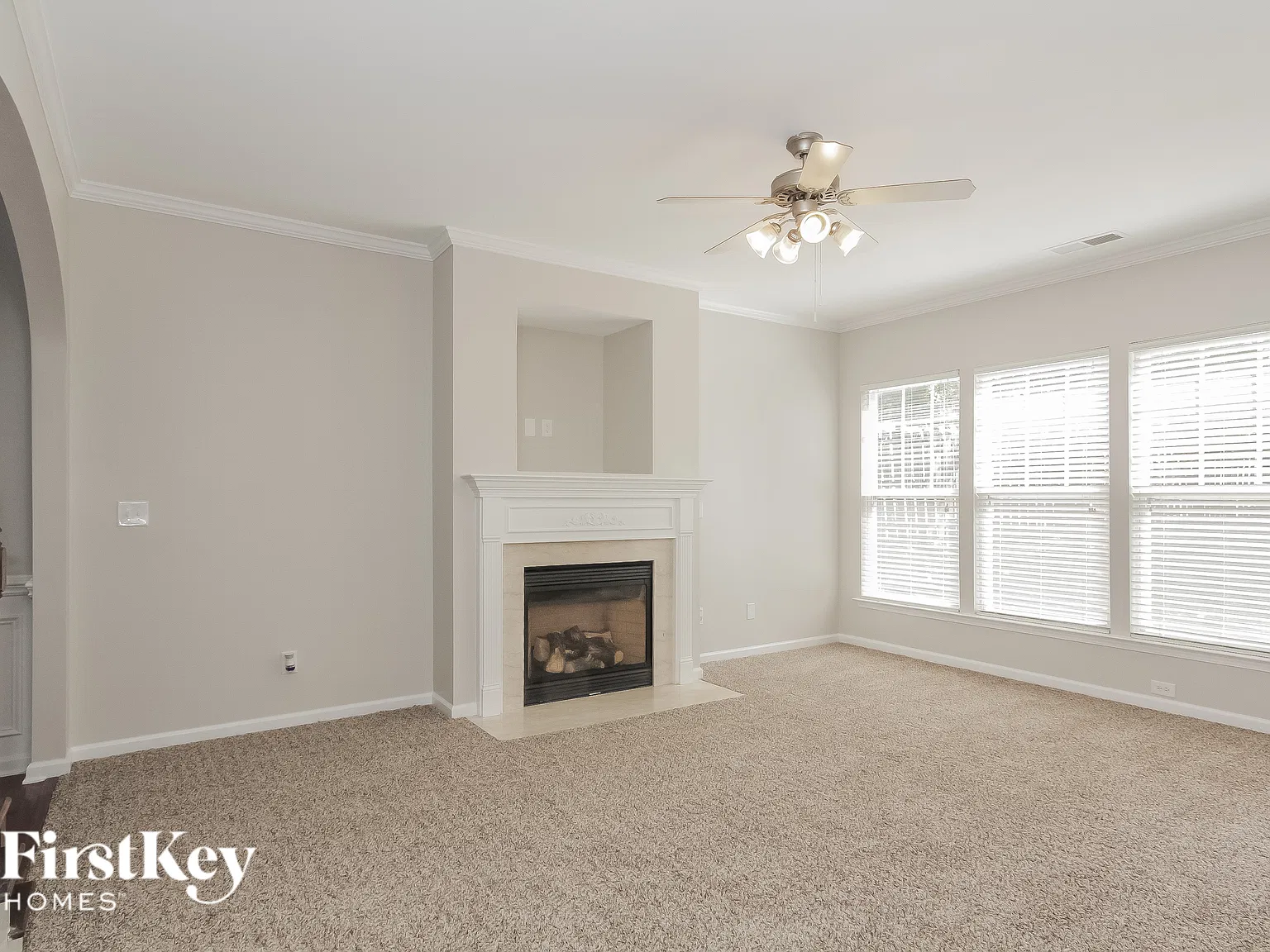 3 bed, 2.5 bath, 2084 sqft, $2,795 — Photo 4
