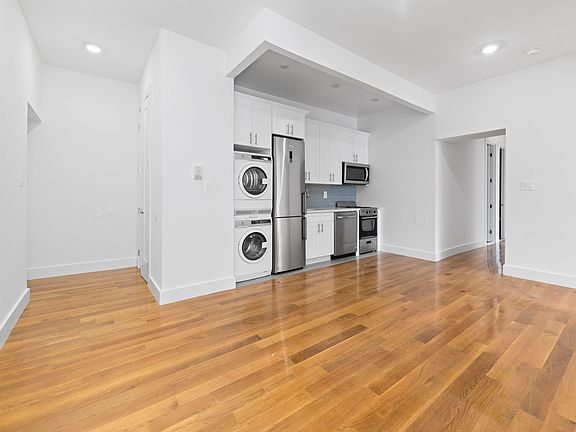 5th image of 2041 Adam C Powell Blvd #3A