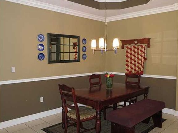 4th image of 20949 SW 92nd Ct