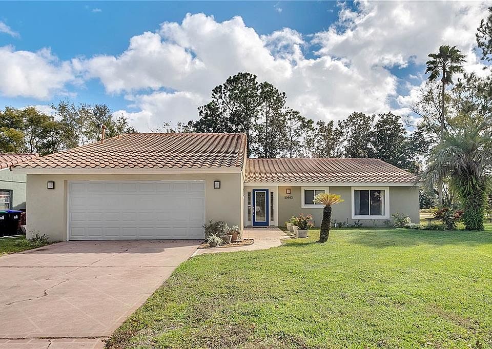 1st image of 10443 Kingbrook Ln