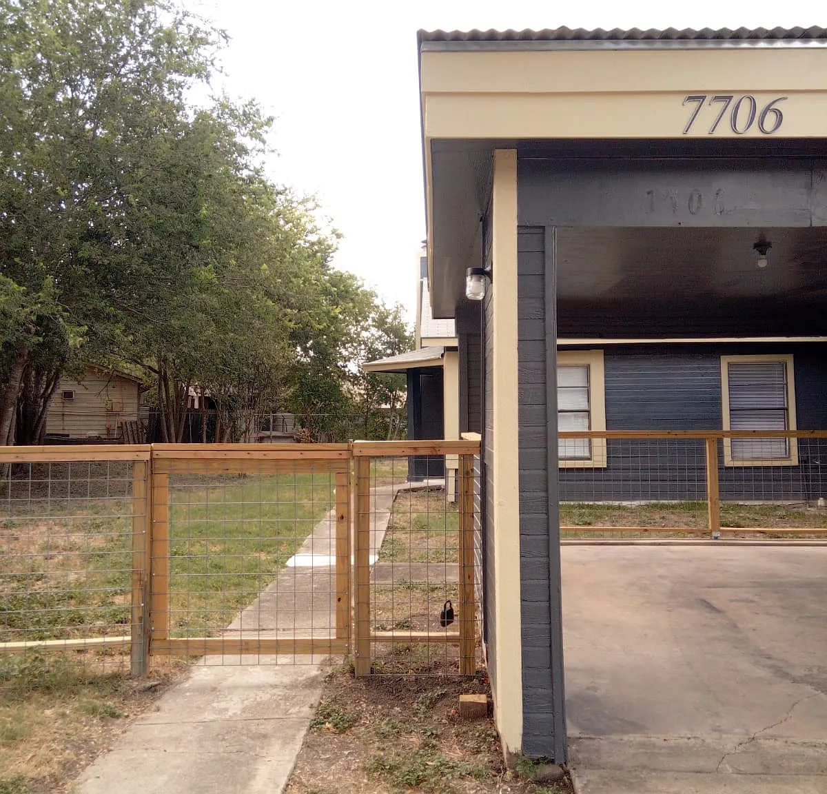 2 bed, 711 sqft, $949 — Photo 1