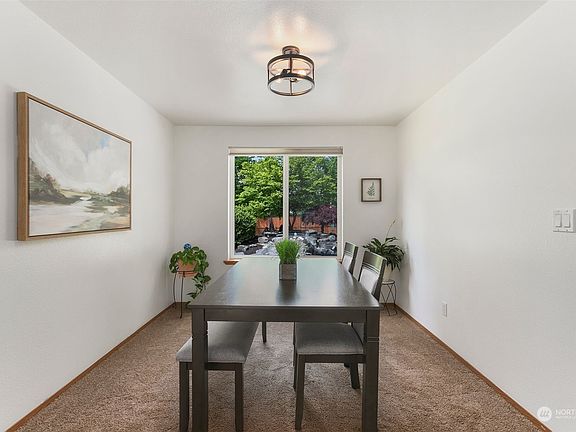 5th image of 23209 109th Street Ct E