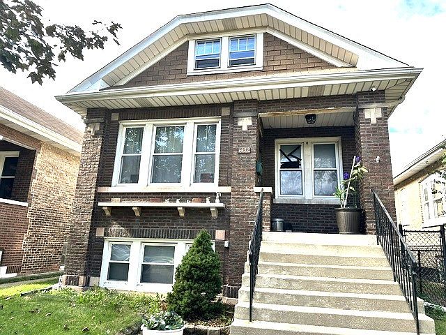 1st image of 1432 S 61st Ct