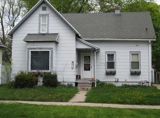 318 E Spring St, Appleton, WI 54911