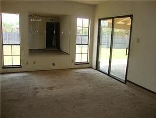 3rd image of 1246 Royal Oak Dr