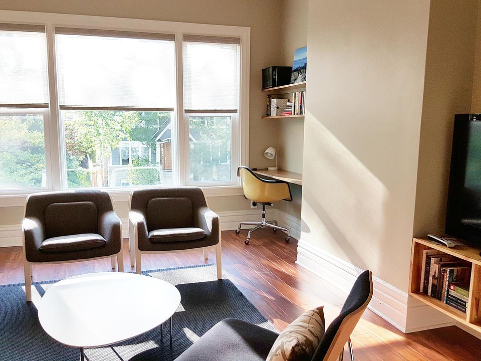 1st image of 4527 N Seeley Ave #2