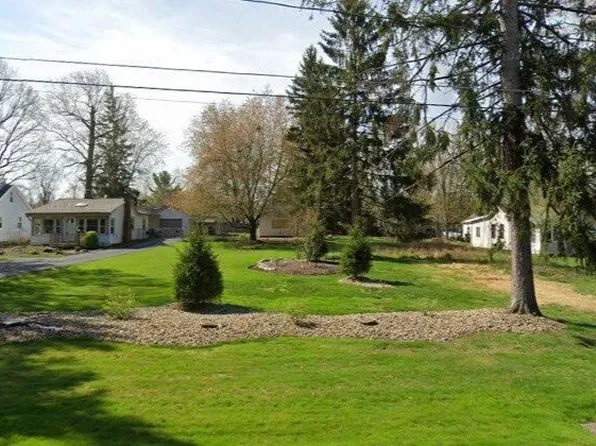 1185 Lake Ave, Aurora, OH 44202