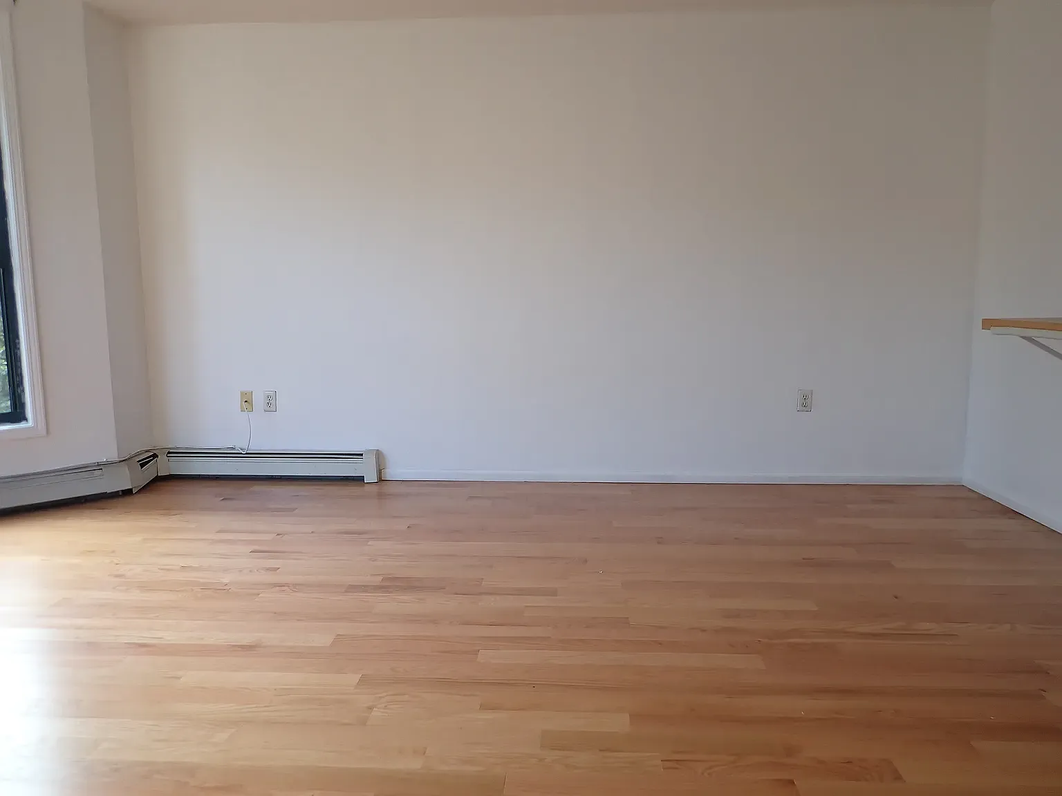 190 South Oxford Street — Photo 2