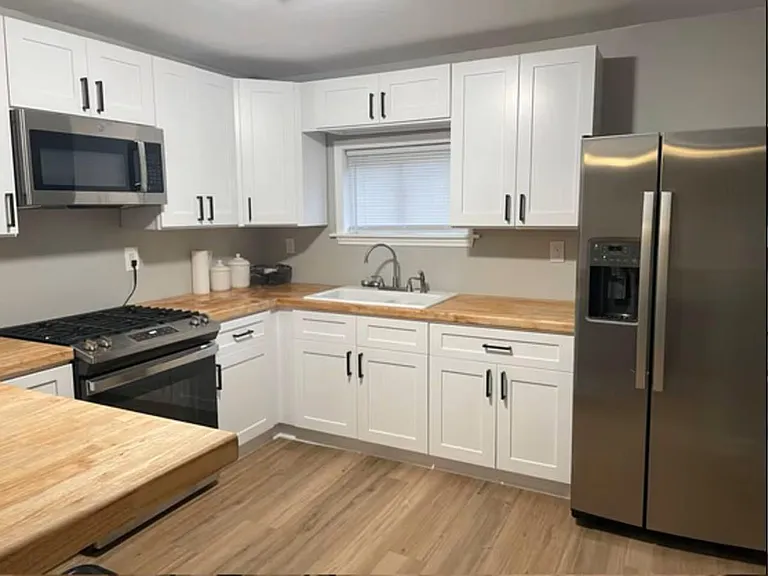 421 Perkins Ave — Photo 3
