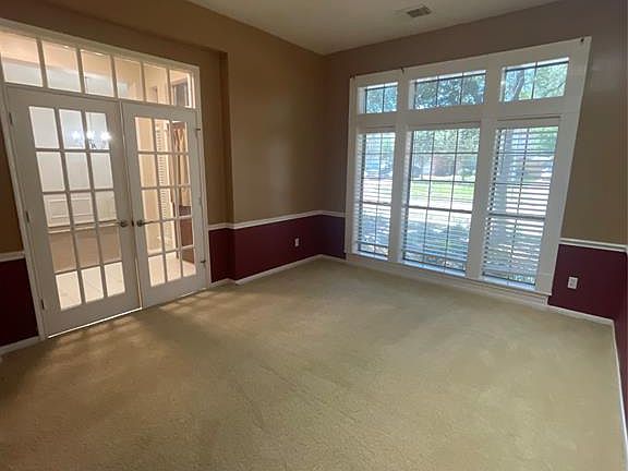 5th image of 3119 Tecumseh Ct