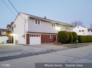 27 Cleveland St, Valley Stream, NY 11580