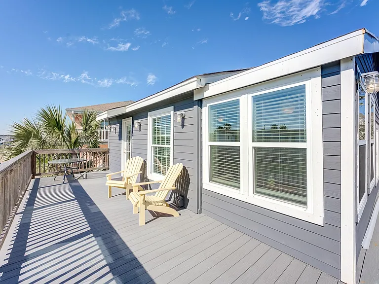 4211 Surf Dr — Photo 31