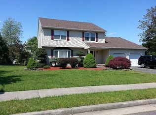 100 Moretti Ln, South Plainfield, NJ 07080