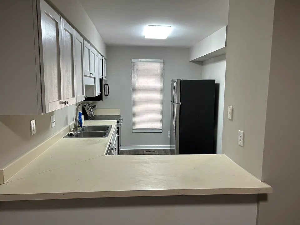 3642 Top Of The Pines Ct