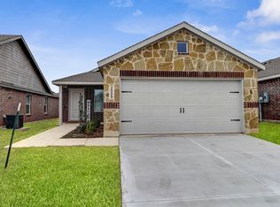 2009 Belgian Dr, Aubrey, TX 76227