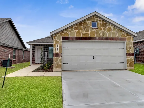 2009 Belgian Dr, Aubrey, TX 76227