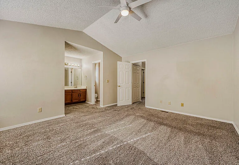 8420 Ilex Dr — Photo 9