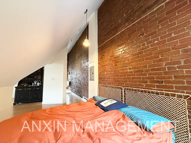 2 Orchard St #3 — Photo 7