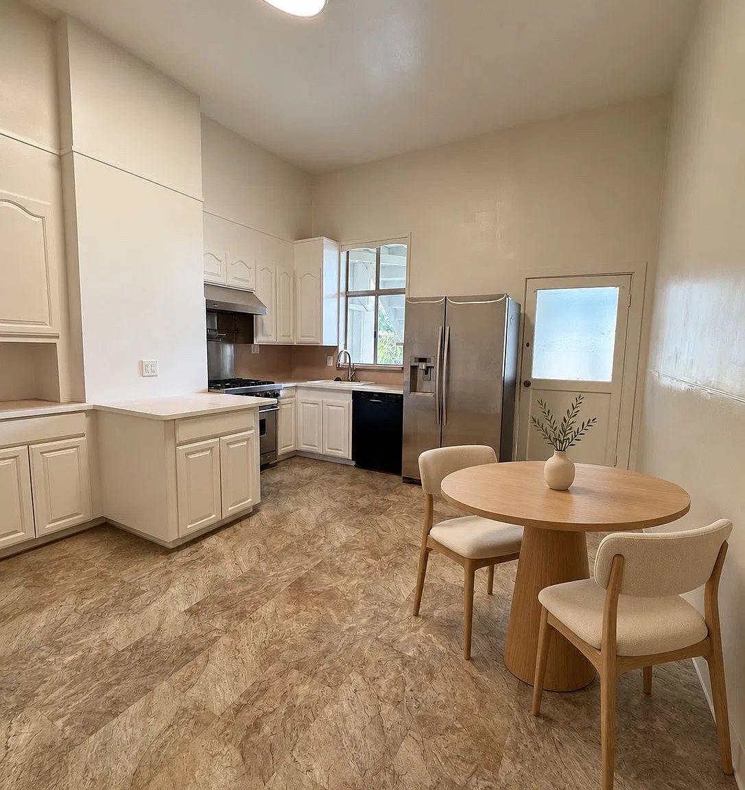 3 bed, 1425 sqft, $9,250 — Photo 4