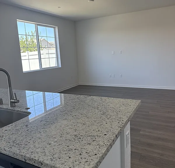 32670 Ventura Ln — Photo 5