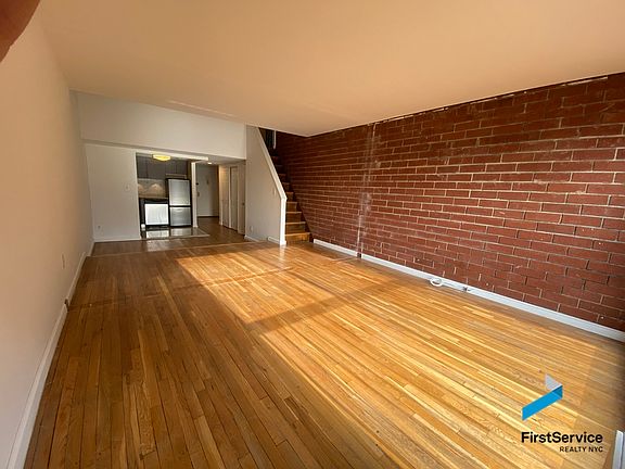 5th image of 10 Jones St APT 4K