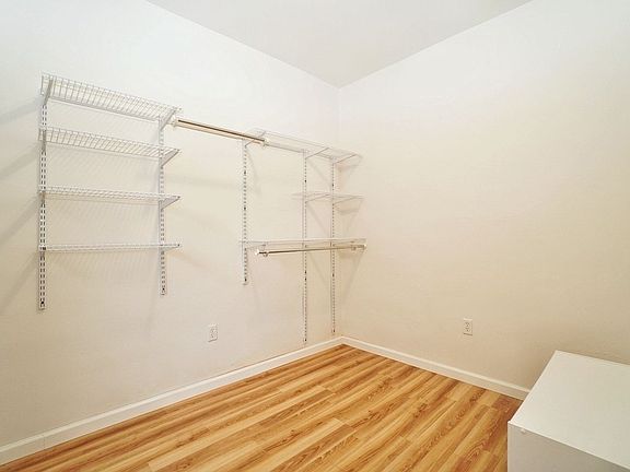 5th image of 709 Flatbush Ave #2A