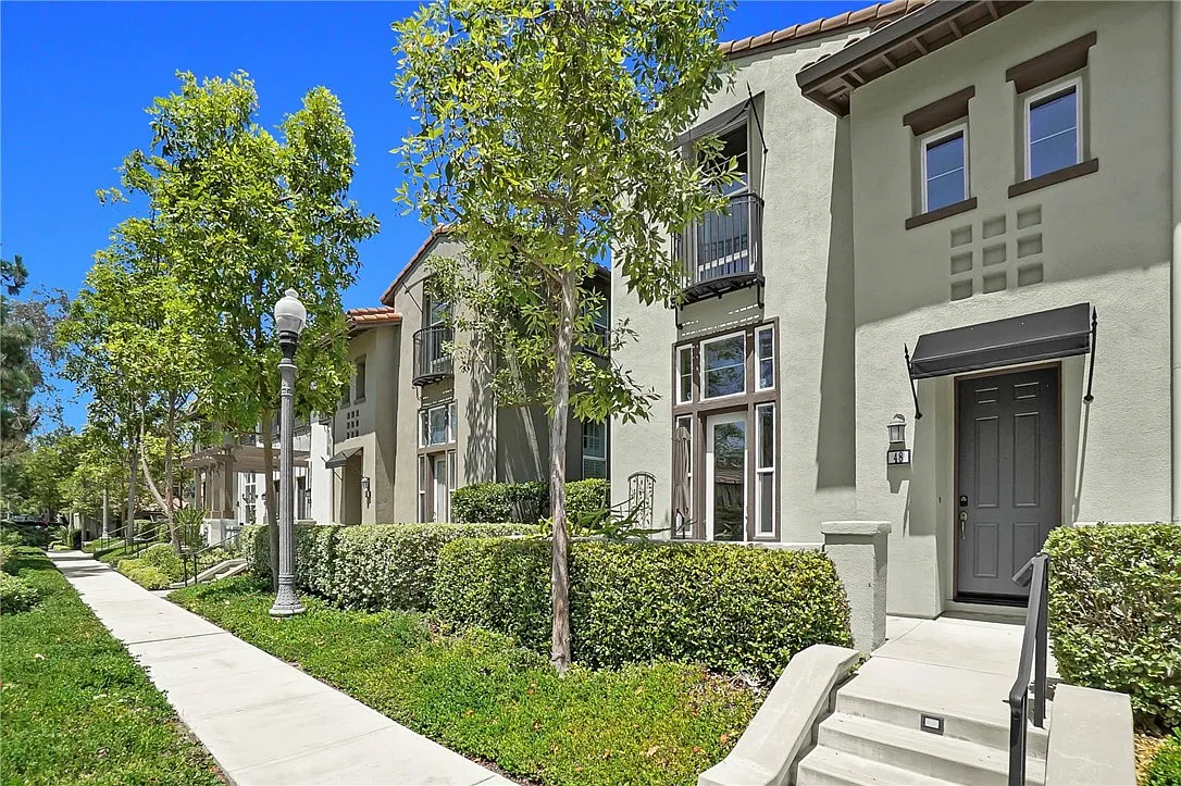 3 bed, 1683 sqft, $5,000 — Photo 3