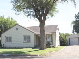 510 Charles Ave, Panhandle, TX 79068