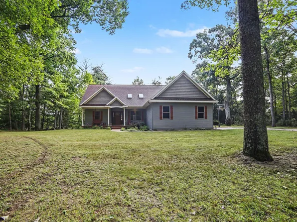 11404 Lorenson Rd, Montague, MI 49437