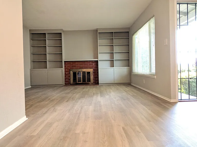 306 San Marino Ave — Photo 2