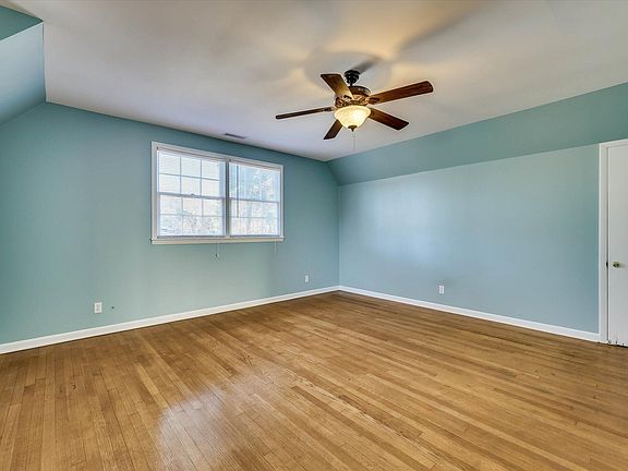 48th image of 134 Lake Bluff Drive
