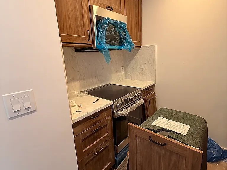 25 E 20th St #3 — Photo 3