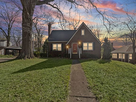 2nd image of 710 Pavey Ave
